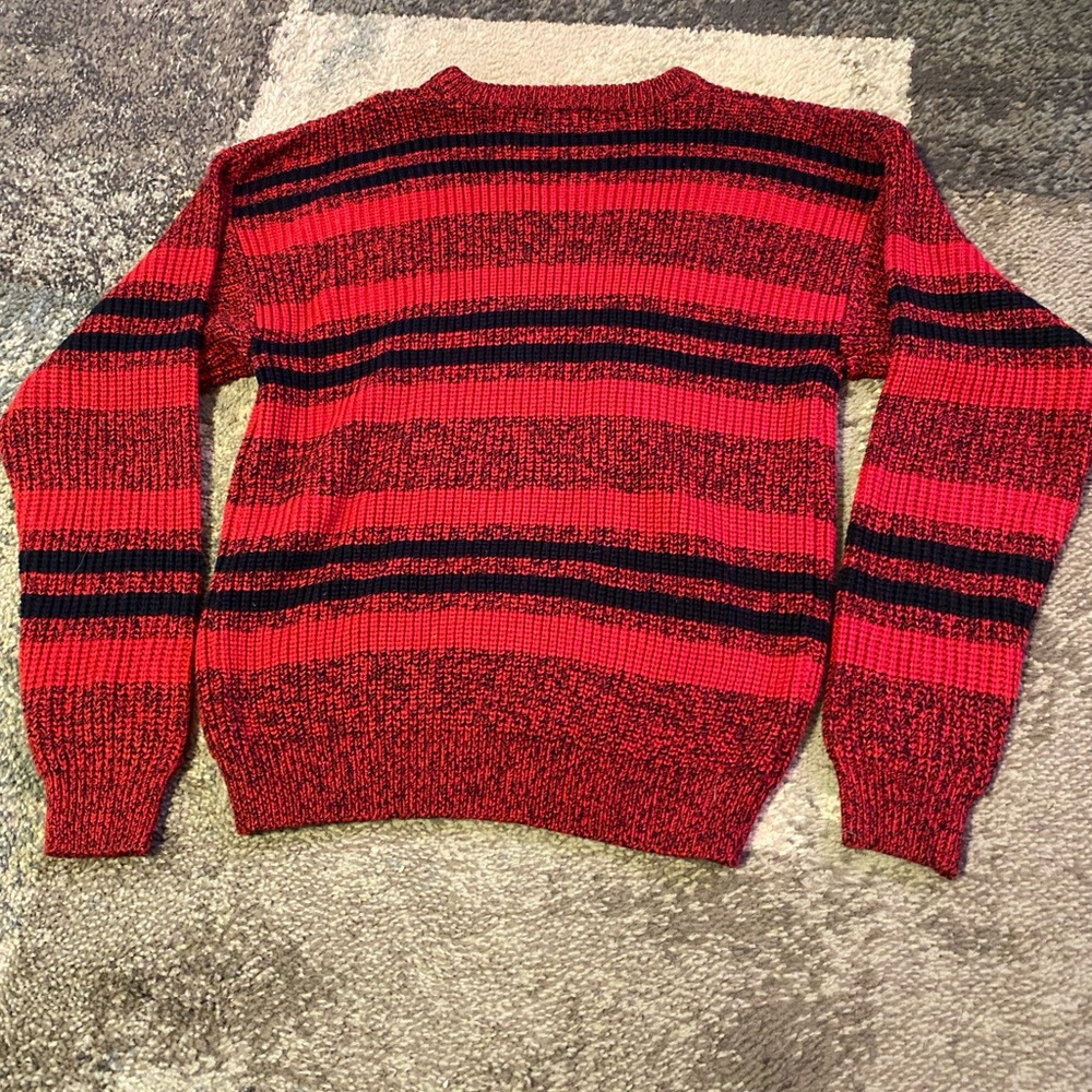 Sweater - Picture 2 of 4